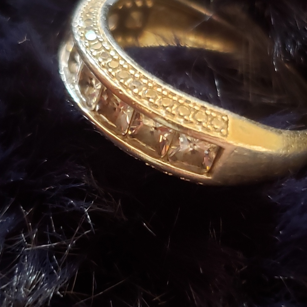 Silver diamond ring
